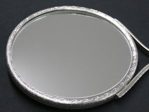 割れた手鏡の修理・修復事例①(修理後)