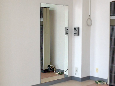 大型鏡の取り付け方】姿見サイズの大きな鏡／DIYで施工